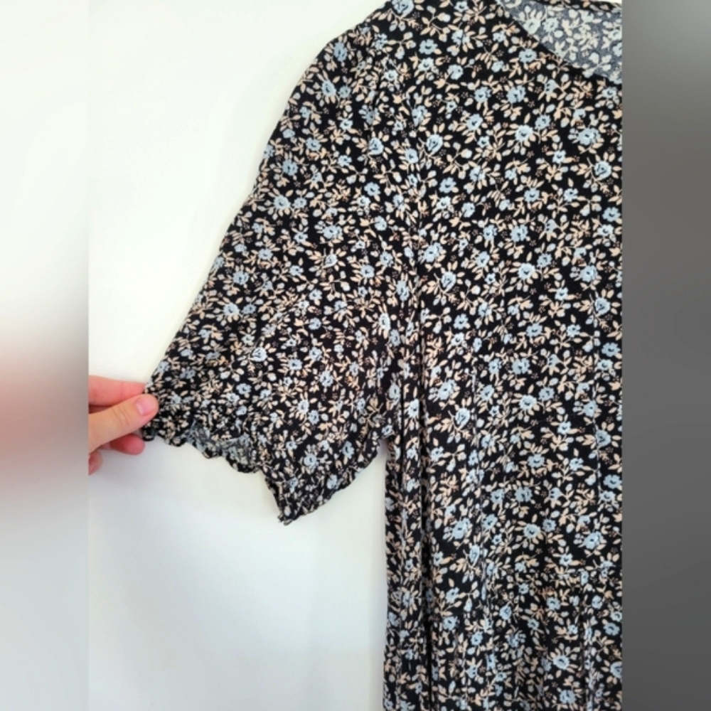 AERIE Size LG Floral Maxi Dress